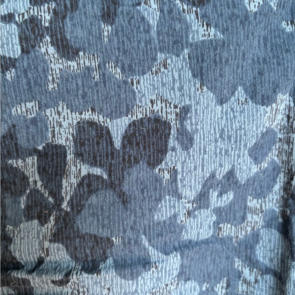 Eddie Bauer, US 4, Blue, multicolored, flowered short. - Picture 6 of 9